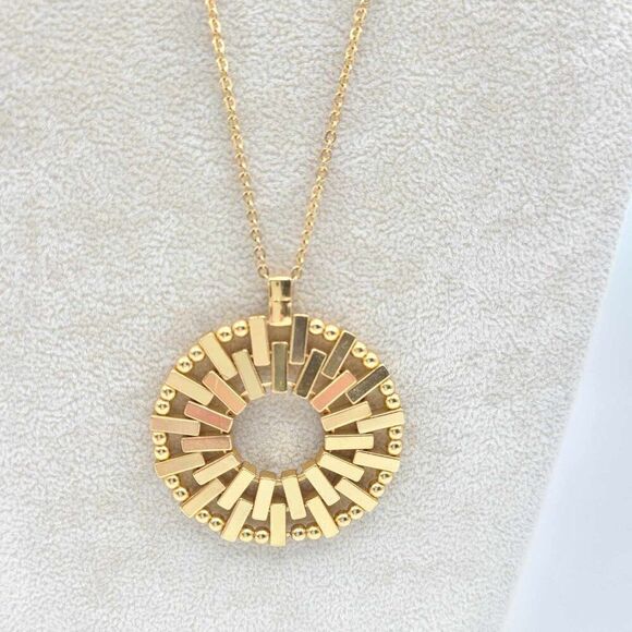 J Crew Gold Tone Medallion Long Pendant Necklace NWOT! - Picture 6 of 7